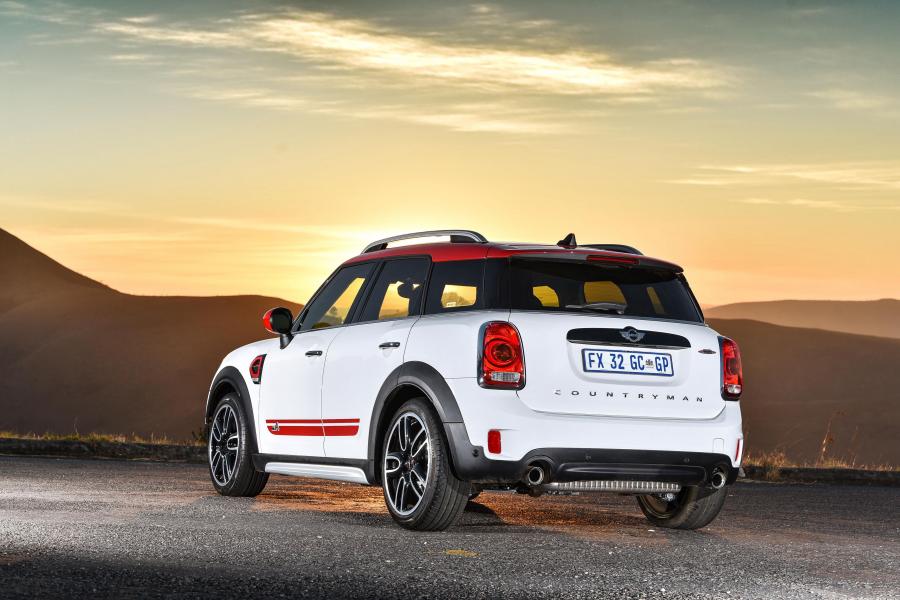  Mini John Cooper Works Countryman (F60) 2017 года  (ZA) (фото 10 из 40)